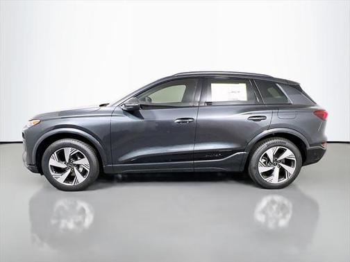 2025 Audi Q6 e-tron Premium Plus quattro