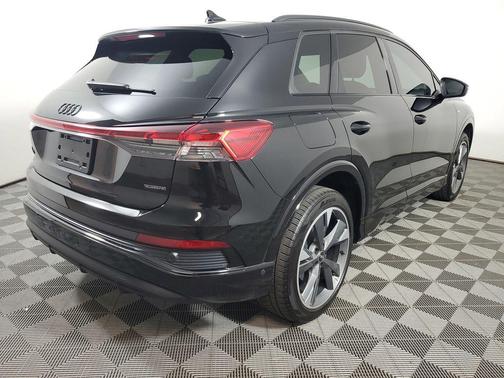 Mythos Black Metallic 2023 Audi Q4 e-tron Premium Plus 50 quattro