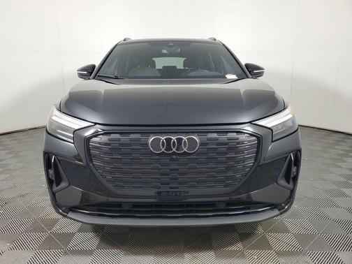 Mythos Black Metallic 2023 Audi Q4 e-tron Premium Plus 50 quattro