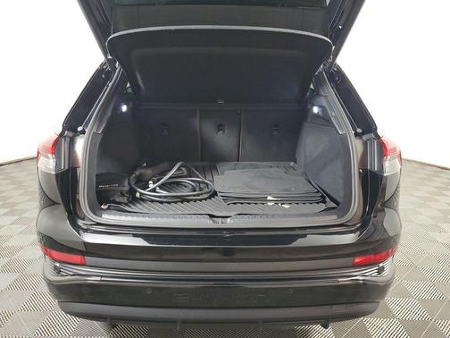 Mythos Black Metallic 2023 Audi Q4 e-tron Premium Plus 50 quattro