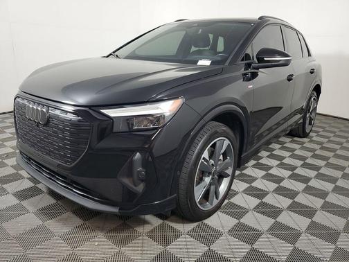 Mythos Black Metallic 2023 Audi Q4 e-tron Premium Plus 50 quattro