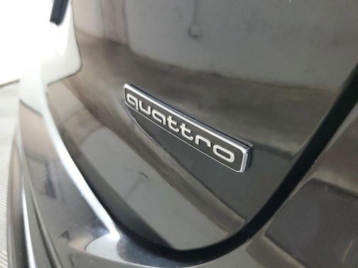 Mythos Black Metallic 2023 Audi Q4 e-tron Premium Plus 50 quattro
