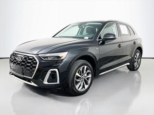 2023 Audi Q5 45 S line Premium Plus