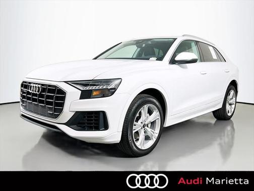 2023 Audi Q8 55 Premium