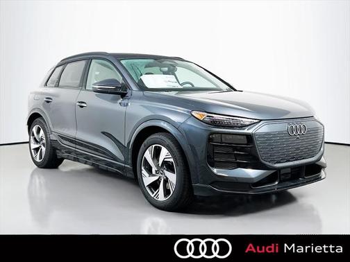 2025 Audi Q6 e-tron Prestige quattro