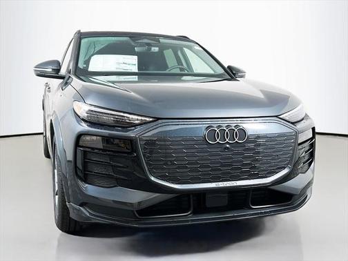 2025 Audi Q6 e-tron Prestige quattro