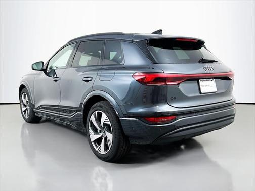 2025 Audi Q6 e-tron Prestige quattro