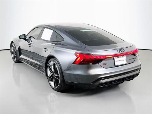 2023 Audi RS e-tron GT quattro