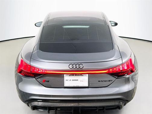 2023 Audi RS e-tron GT quattro
