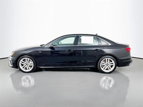 2023 Audi A4 45 S line Premium