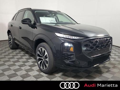 Mythos Black Metallic 2026 Audi Q3 TFSI quattro S tronic