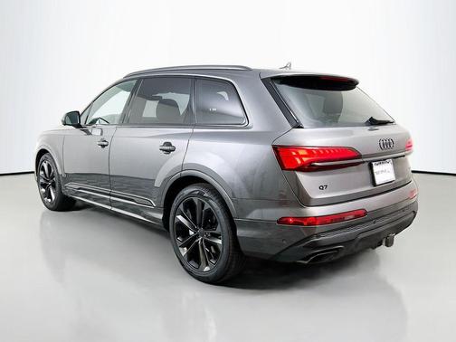 2026 Audi Q7 55 Premium Plus