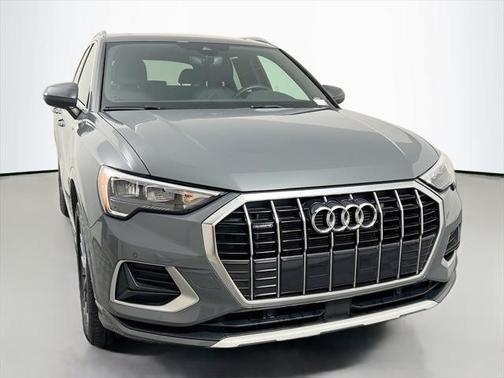 2022 Audi Q3 40 Premium