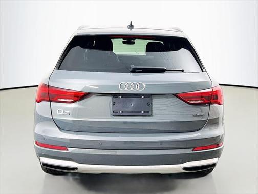 2022 Audi Q3 40 Premium