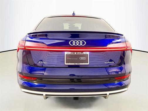 2022 Audi e-tron Sportback S line Premium