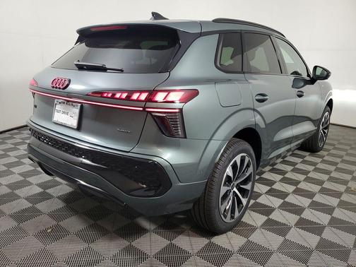 Sage Green Metallic 2026 Audi Q3 TFSI quattro S tronic