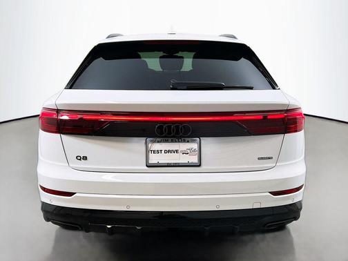 2026 Audi Q8 55 Premium Plus