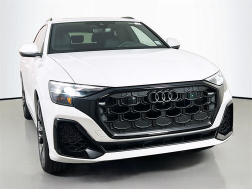 2026 Audi Q8 55 Premium Plus