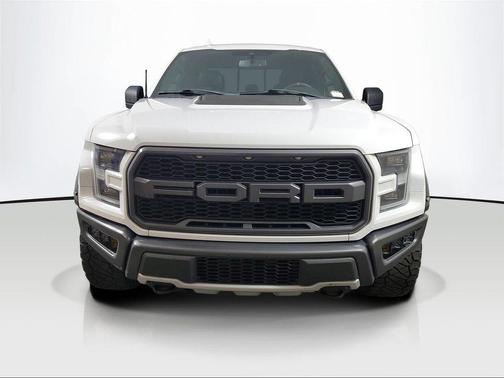 Oxford White 2019 Ford F-150 Raptor