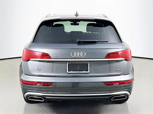 2024 Audi Q5 45 S line Prestige