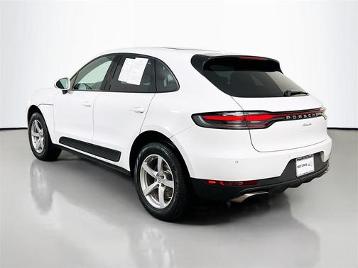 2020 Porsche Macan Base