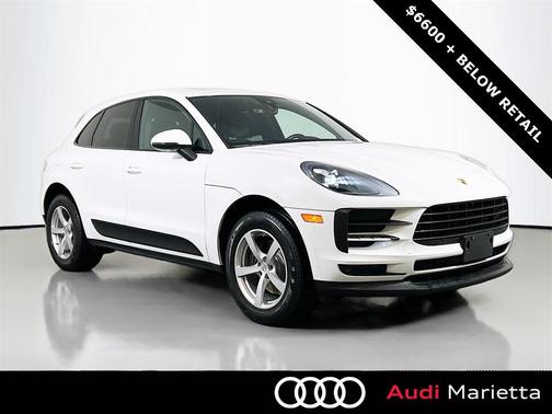 2020 Porsche Macan Base