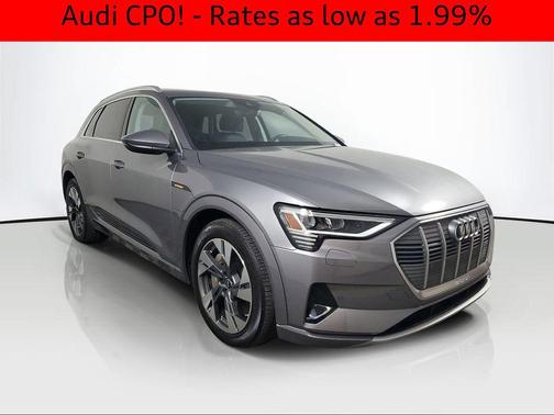 2022 Audi e-tron Premium
