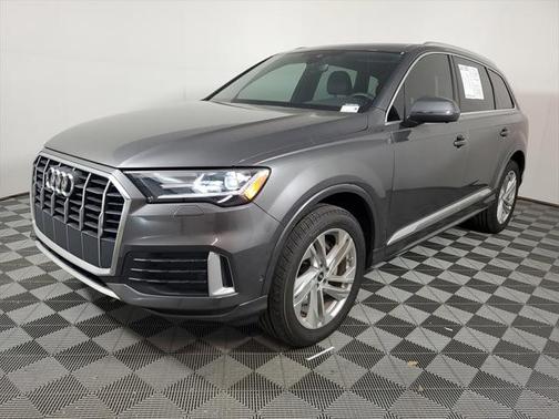 2022 Audi Q7 45 Premium