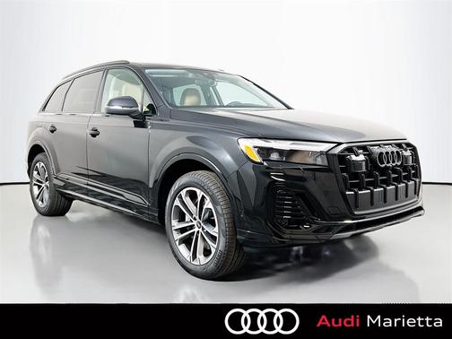 2026 Audi Q7 45 Premium