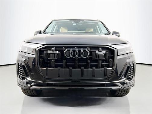 2026 Audi Q7 45 Premium