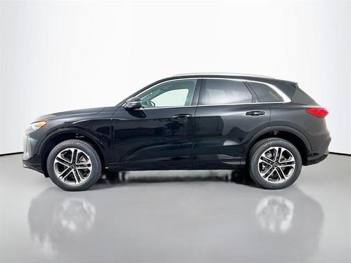 2025 Audi Q5 Premium