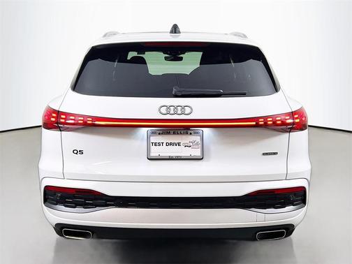 2025 Audi Q5 Premium Plus