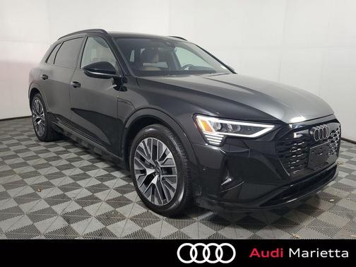 2024 Audi Q8 e-tron Premium Plus