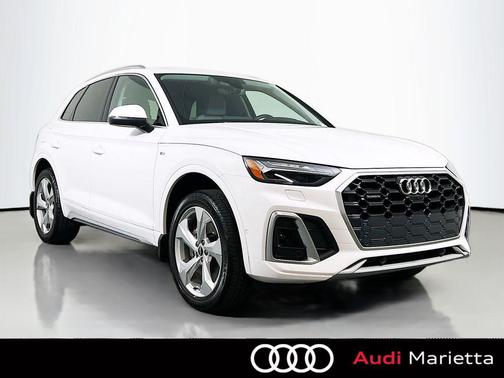 2022 Audi Q5 45 S line Prestige