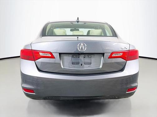2014 Acura ILX 2.0L w/Premium Package