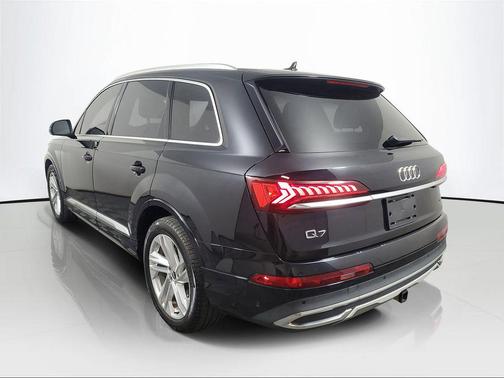 2021 Audi Q7 55 Prestige