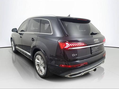 2021 Audi Q7 55 Prestige
