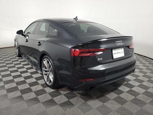 Mythos Black Metallic 2019 Audi A5 45 Premium