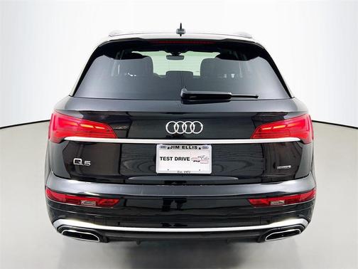 2024 Audi Q5 45 S line Premium Plus