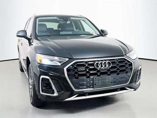 2024 Audi Q5 45 S line Premium Plus