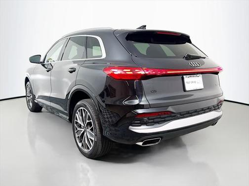 2025 Audi Q5 Premium Plus