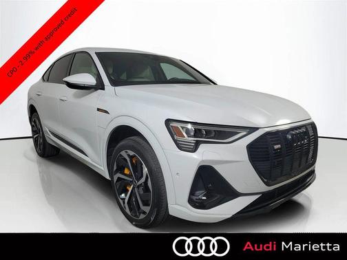 Glacier White 2023 Audi e-tron Sportback S line Premium Plus