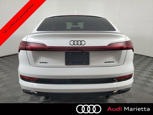 Glacier White 2023 Audi e-tron Sportback S line Premium Plus