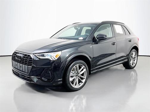 2025 Audi Q3 Premium