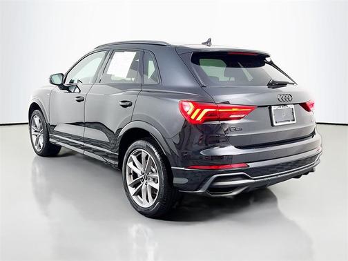 2025 Audi Q3 Premium