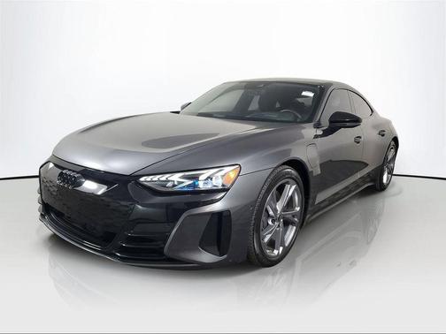 2022 Audi e-tron GT Prestige