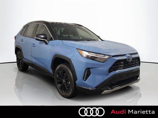 2022 Toyota RAV4 Hybrid SE