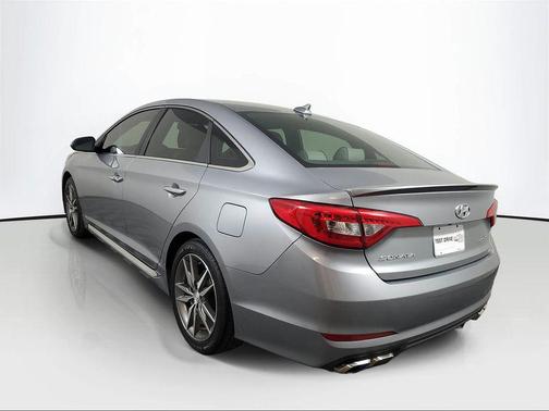 2015 Hyundai SONATA Sport 2.0T