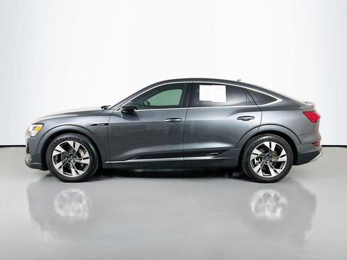 2022 Audi e-tron Sportback S line Prestige