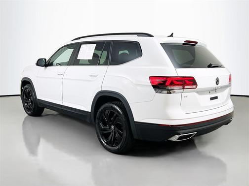 2023 Volkswagen Atlas 2.0T SE w/Technology